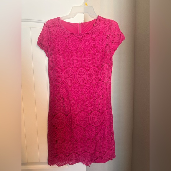Pink dress with pattern 
Laundry by Shelli Segal
Size 4
$20 - Picture 1 of 2